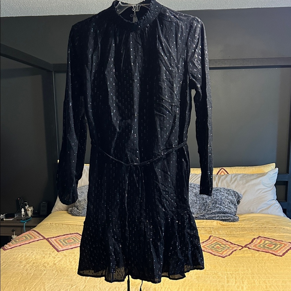 Gap Elegant Black Dress with Subtle Sparkle